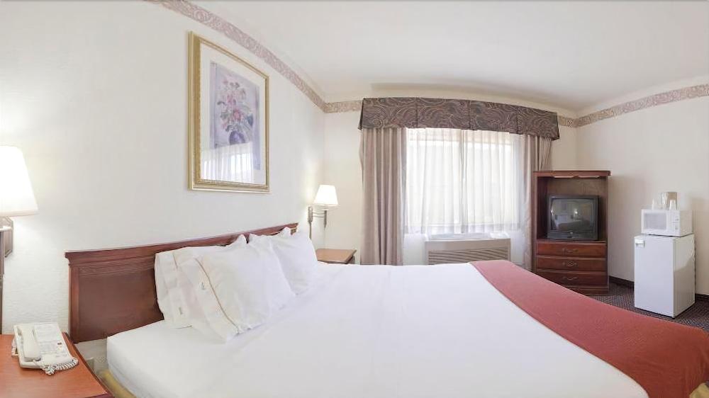 Holiday Inn Express Show Low By Ihg Luaran gambar